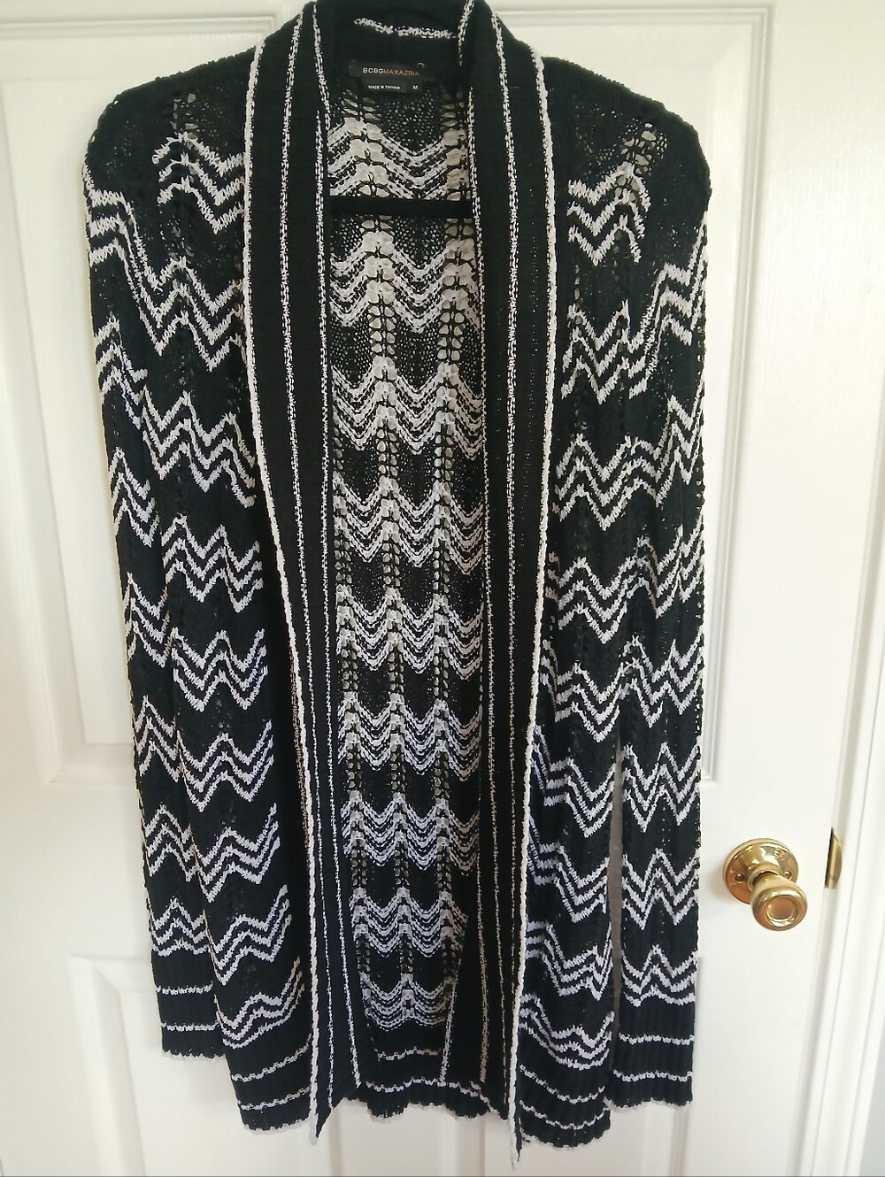 BCBGMaxAzria Black & White Chevron Open-Front Cardigan Aztec Boho Indie Office